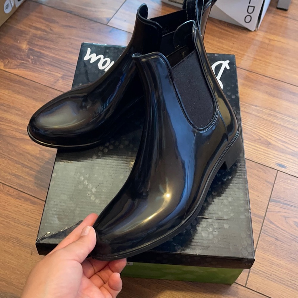 San Edelman Tinsley Black Rainboot Booties